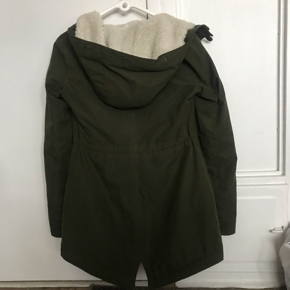 Hollister - Women’s Green Sherpa Lined Jacket - XS - Picture 3 of 7